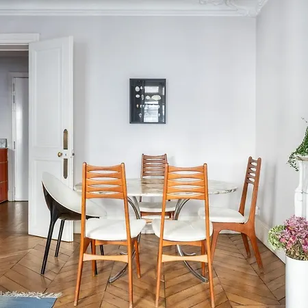 Veeve - Haussmann's Eye Appartement Parijs